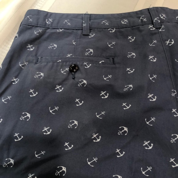 Dockers Anchor Motif Men’s Walking Shorts Size 40 - Picture 3 of 7